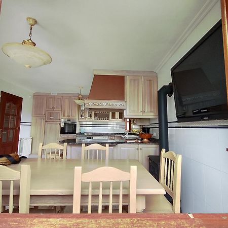 Villa Marta Сантилана дел Мар Екстериор снимка