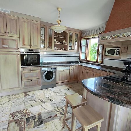 Villa Marta Сантилана дел Мар Екстериор снимка